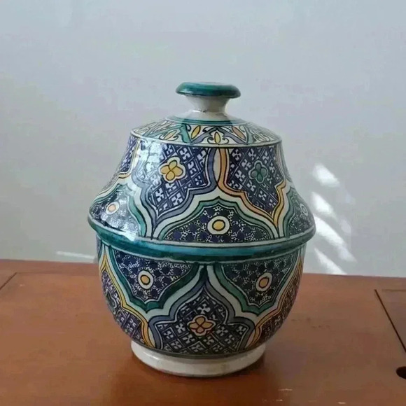 Bowl LIDDED MOORISH HAND MADE DECORATIVE COLLECTIBLE VINTAGE - Picture 1 of 7